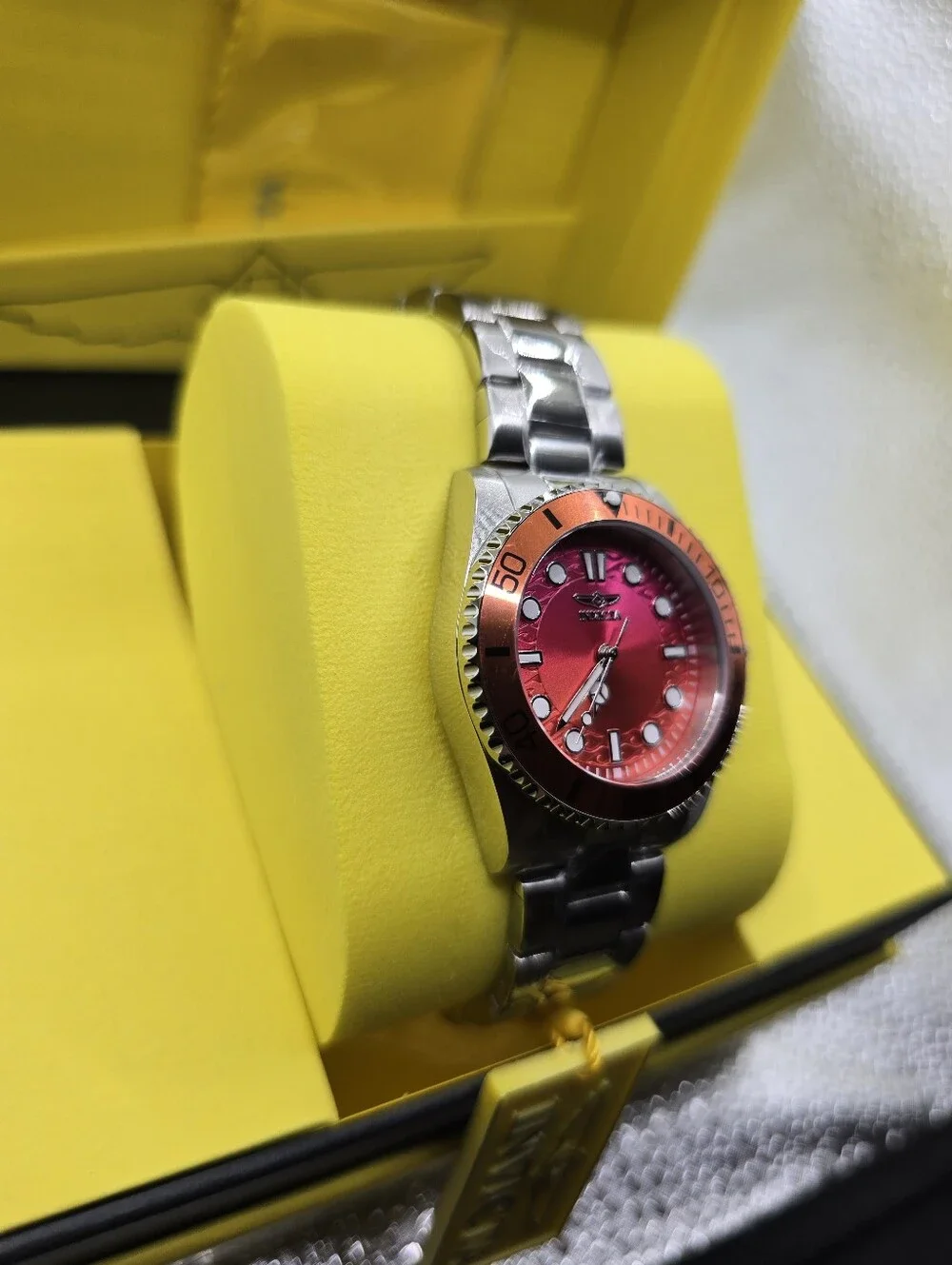 Invicta Pro Diver Lady Gradient Watch 34mm